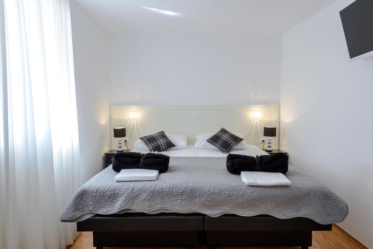 Rooms Andro Dubrovnik Bagian luar foto